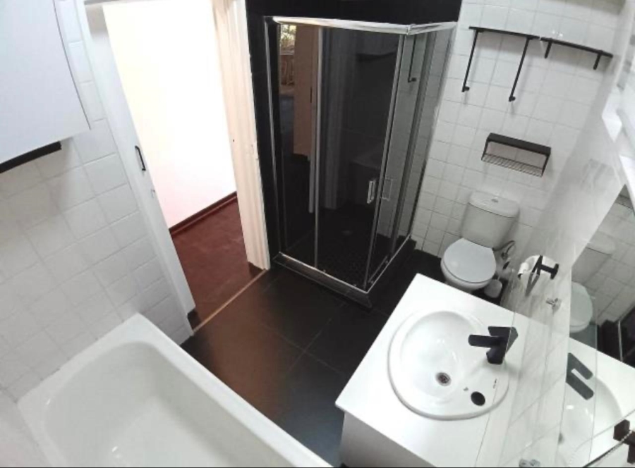 To Let 2 Bedroom Property for Rent in Illovo Gauteng