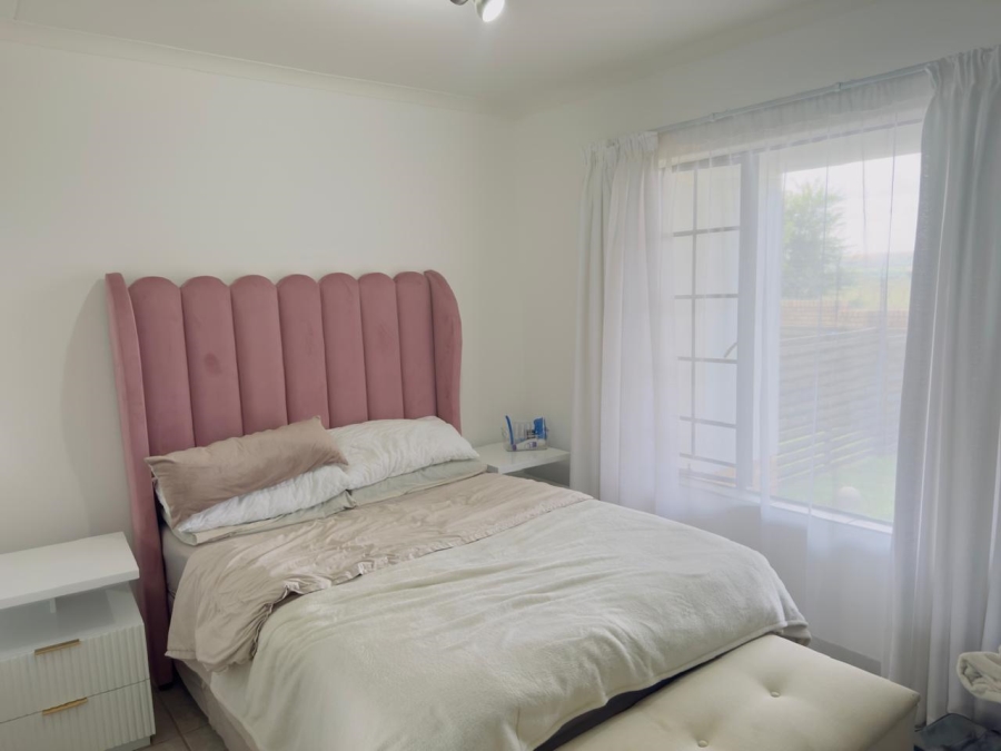 To Let 4 Bedroom Property for Rent in Monavoni Gauteng