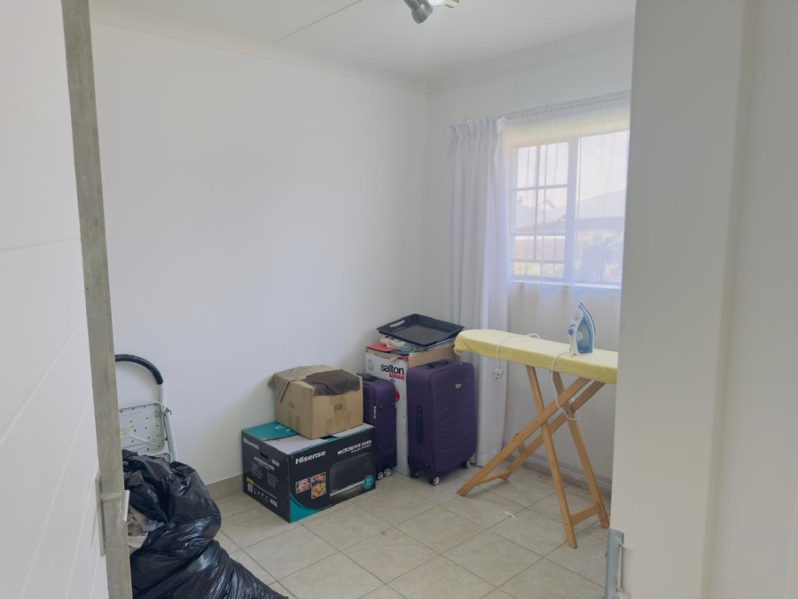 To Let 4 Bedroom Property for Rent in Monavoni Gauteng