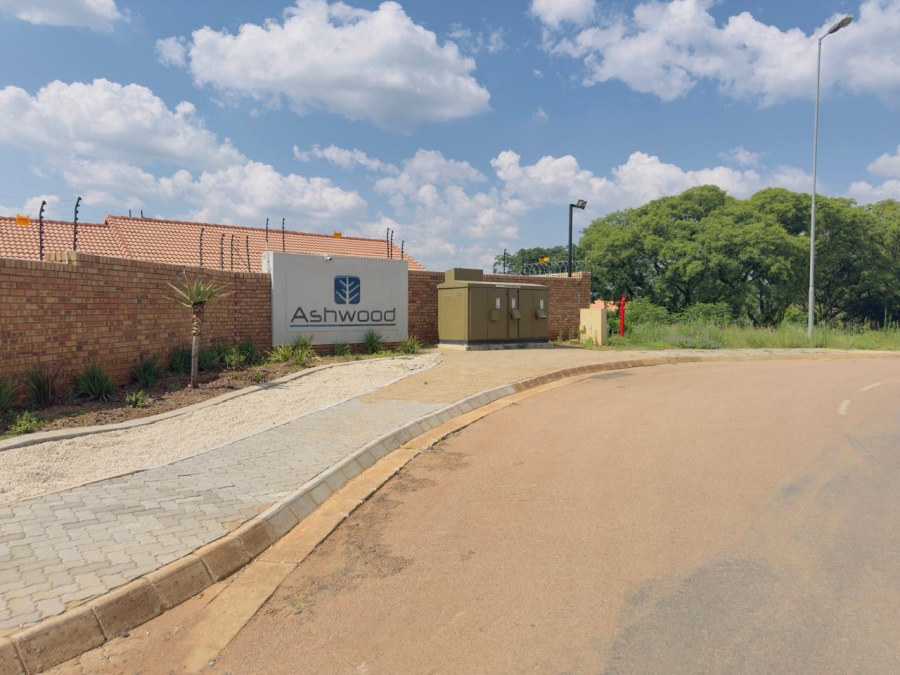 To Let 4 Bedroom Property for Rent in Monavoni Gauteng