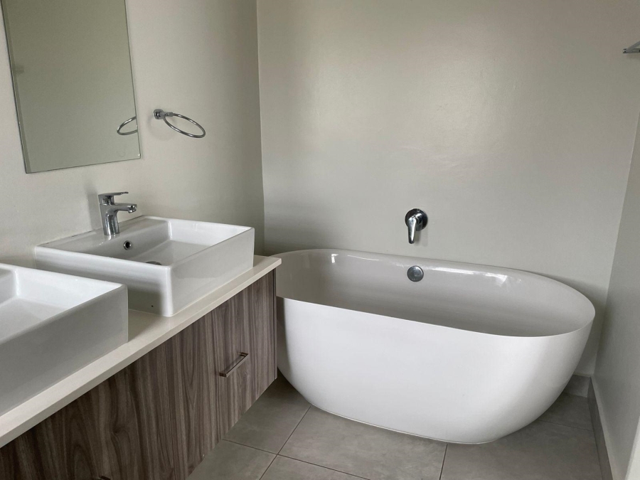 To Let 2 Bedroom Property for Rent in Kyalami Ah Gauteng