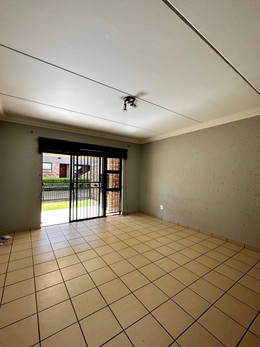 To Let 2 Bedroom Property for Rent in Ravenswood Gauteng