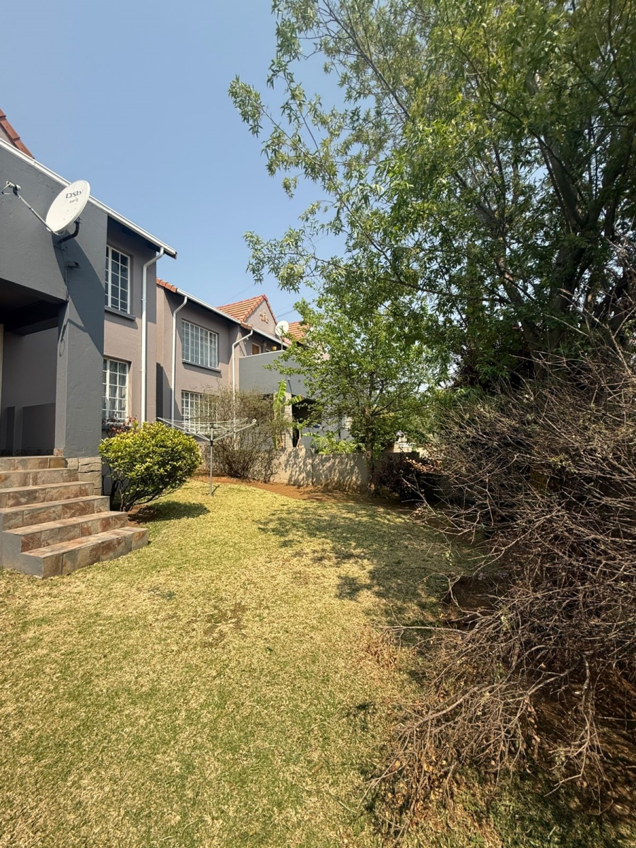 2 Bedroom Property for Sale in Eden Glen Gauteng