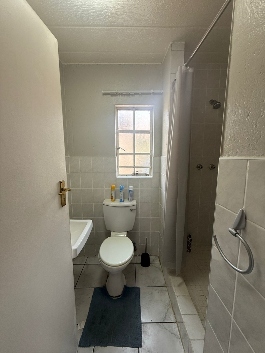 2 Bedroom Property for Sale in Eden Glen Gauteng