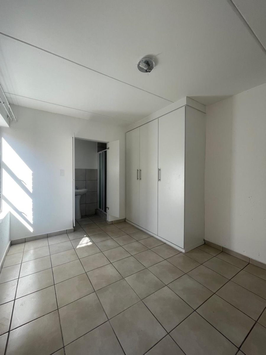 To Let 2 Bedroom Property for Rent in Princess A H Gauteng