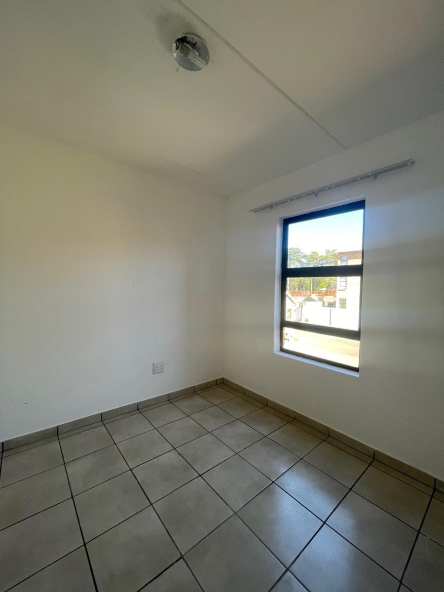 To Let 2 Bedroom Property for Rent in Princess A H Gauteng