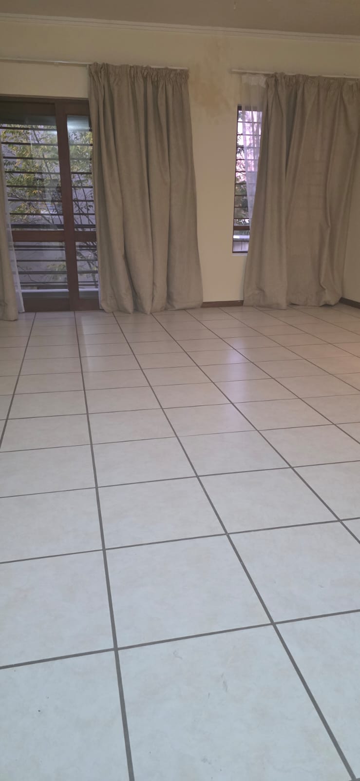 To Let 0 Bedroom Property for Rent in Lonehill Gauteng