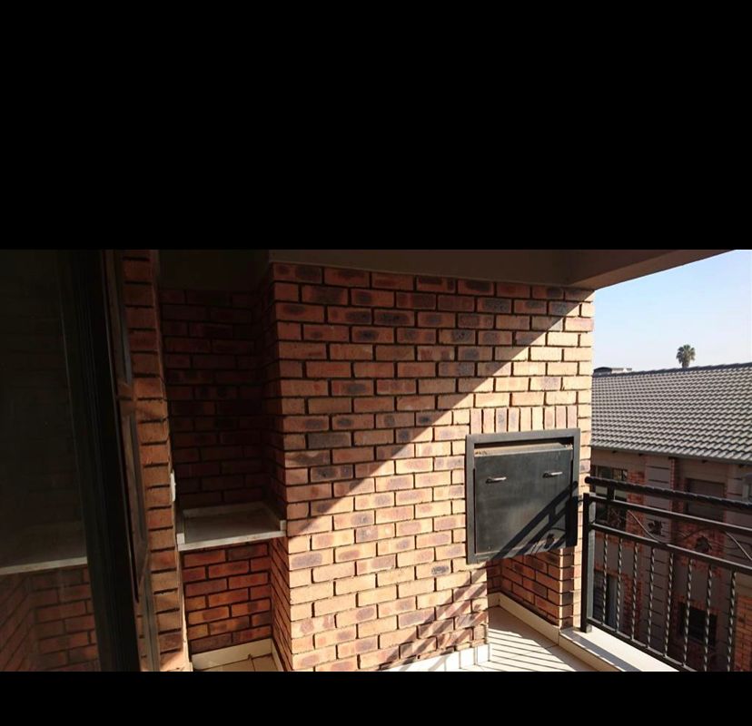 To Let 2 Bedroom Property for Rent in Ravenswood Gauteng