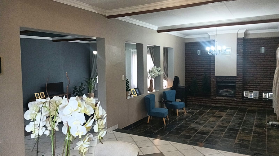 4 Bedroom Property for Sale in Edleen Gauteng