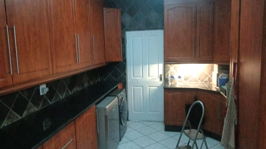 4 Bedroom Property for Sale in Edleen Gauteng