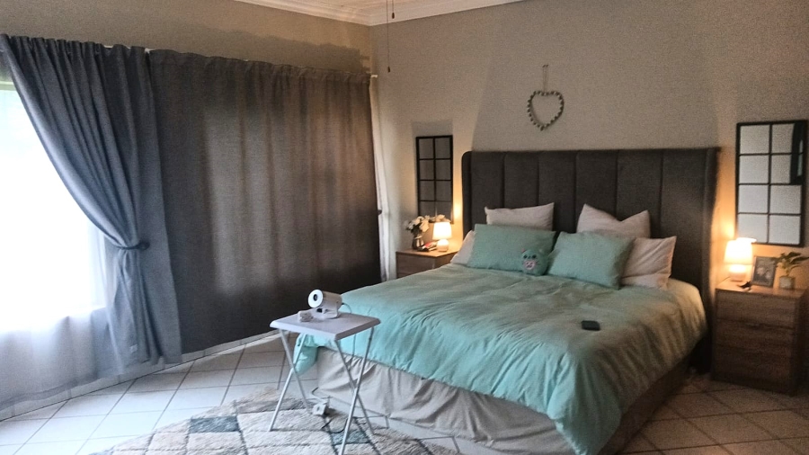 4 Bedroom Property for Sale in Edleen Gauteng