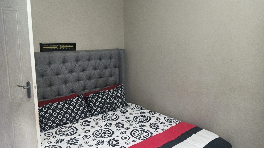 4 Bedroom Property for Sale in Edleen Gauteng