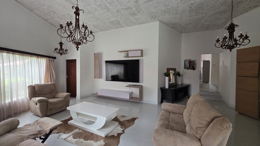 4 Bedroom Property for Sale in Waterkloof Glen Gauteng