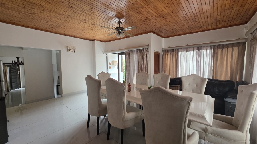 4 Bedroom Property for Sale in Waterkloof Glen Gauteng