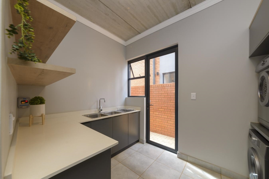 To Let 3 Bedroom Property for Rent in Olympus AH Gauteng