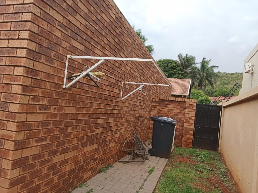 3 Bedroom Property for Sale in Magalieskruin Gauteng