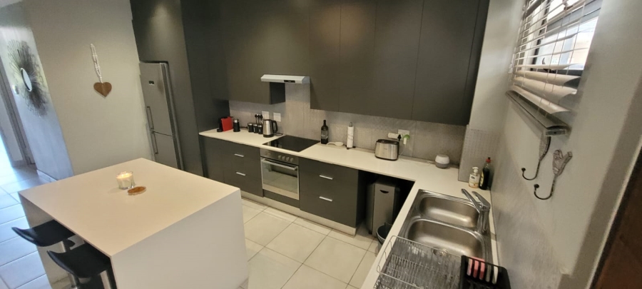 2 Bedroom Property for Sale in Brooklyn Gauteng