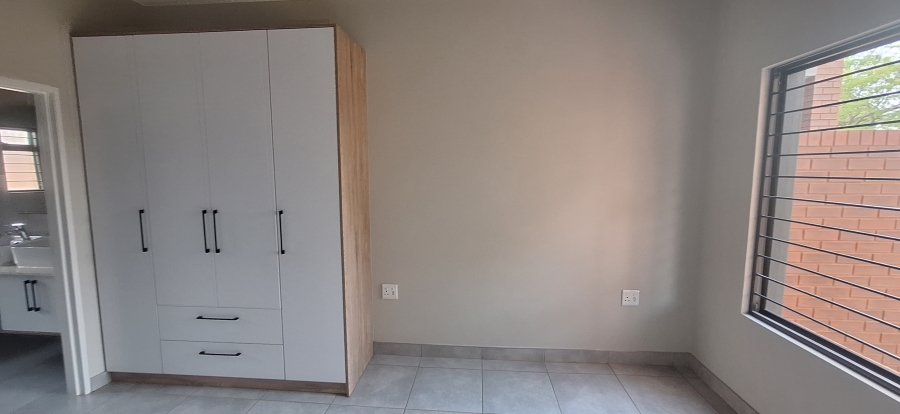 2 Bedroom Property for Sale in Boardwalk Villas Gauteng