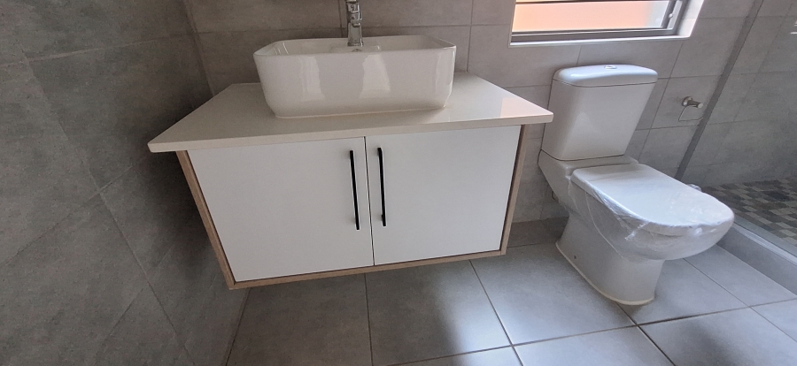 2 Bedroom Property for Sale in Boardwalk Villas Gauteng