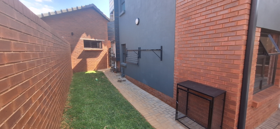 2 Bedroom Property for Sale in Boardwalk Villas Gauteng