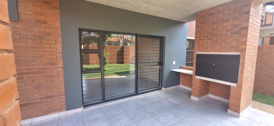 2 Bedroom Property for Sale in Boardwalk Villas Gauteng