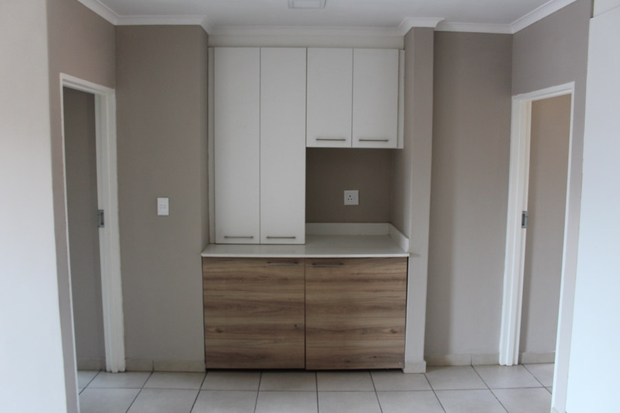 2 Bedroom Property for Sale in Montana Gauteng