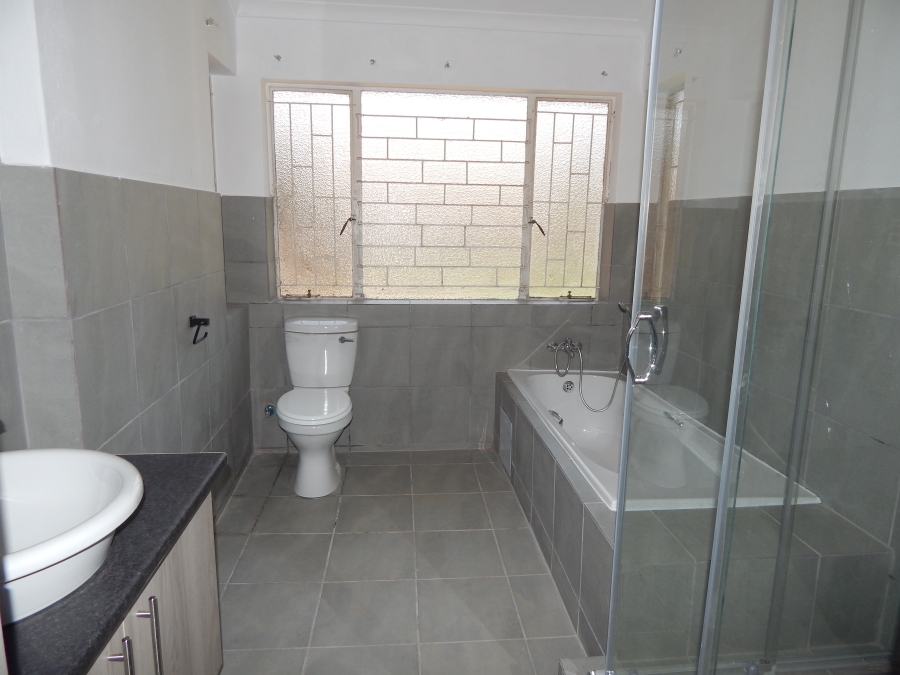 3 Bedroom Property for Sale in Rietvalleirand Gauteng