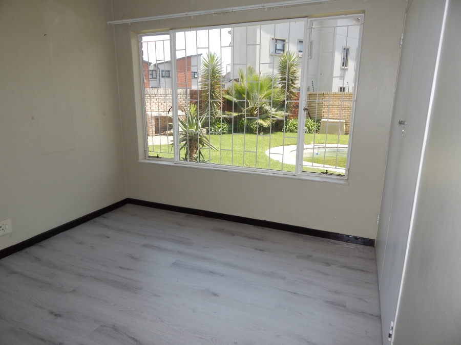 3 Bedroom Property for Sale in Rietvalleirand Gauteng