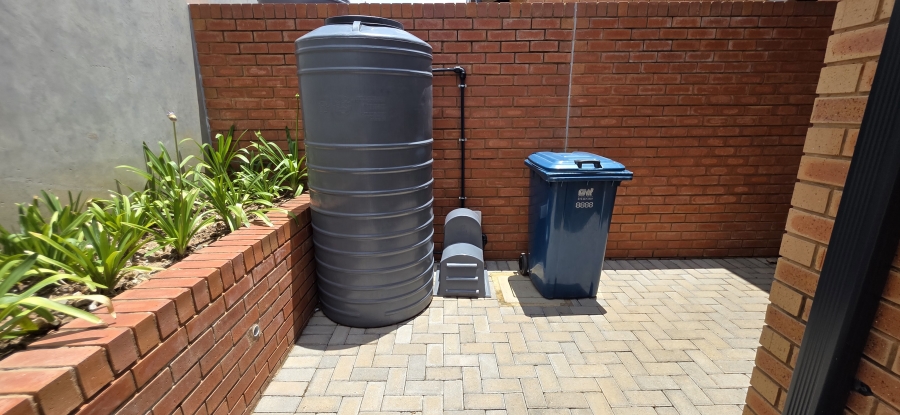 3 Bedroom Property for Sale in Six Fountains Residential Estate Gauteng