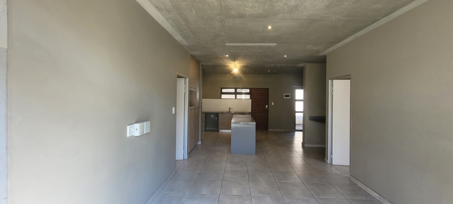 To Let 2 Bedroom Property for Rent in Six Fountains Estate Gauteng