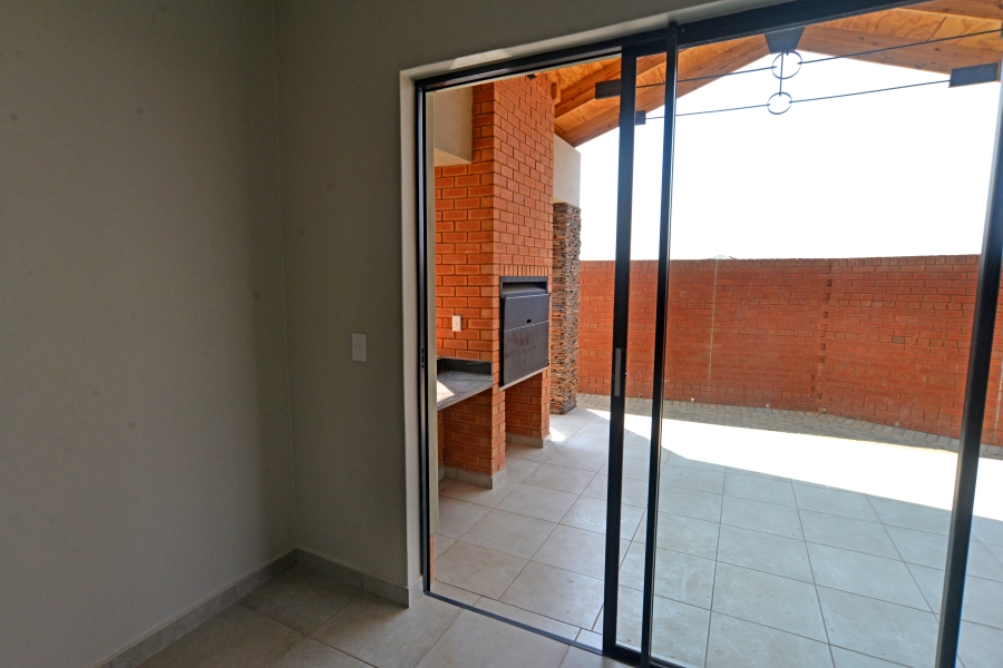 3 Bedroom Property for Sale in Six Fountains Residential Estate Gauteng