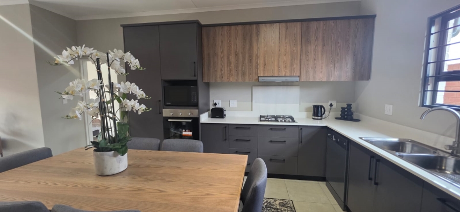 3 Bedroom Property for Sale in Rietvalleirand Gauteng