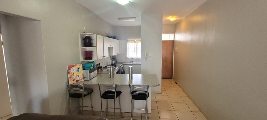 2 Bedroom Property for Sale in Waterkloof Glen Gauteng