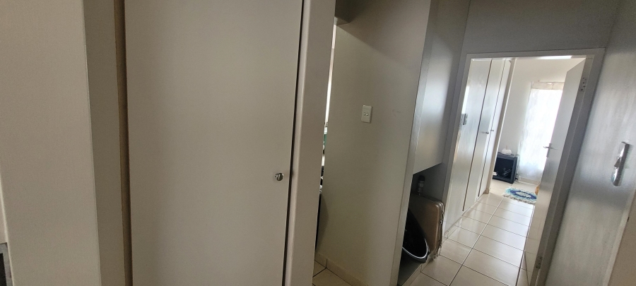 2 Bedroom Property for Sale in Waterkloof Glen Gauteng