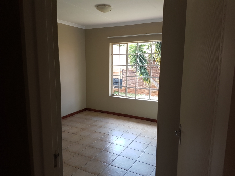 3 Bedroom Property for Sale in Magalieskruin Gauteng