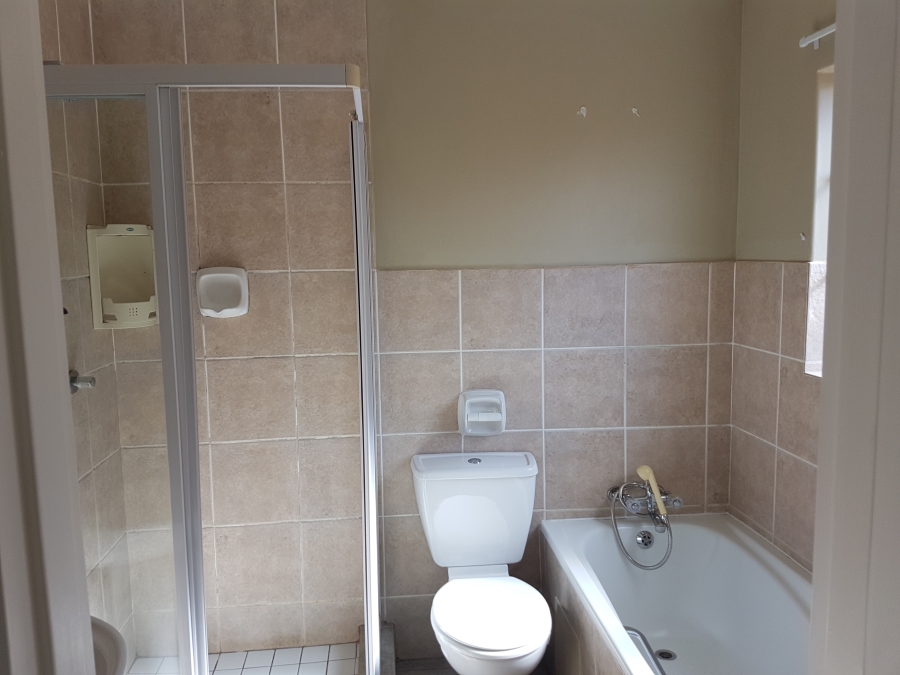 3 Bedroom Property for Sale in Magalieskruin Gauteng