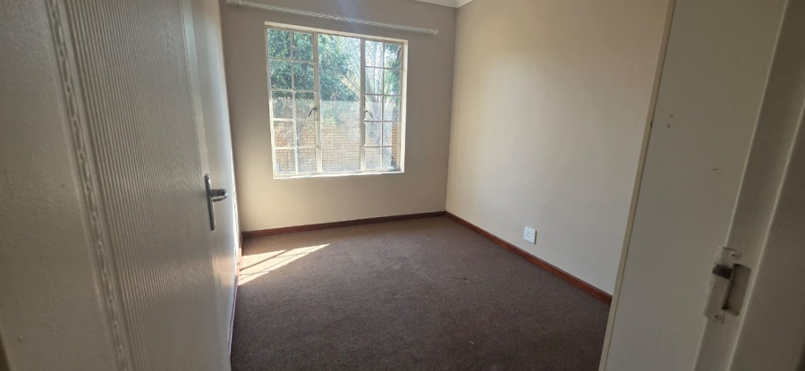 2 Bedroom Property for Sale in Sinoville Gauteng
