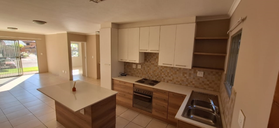 2 Bedroom Property for Sale in Montana Gauteng