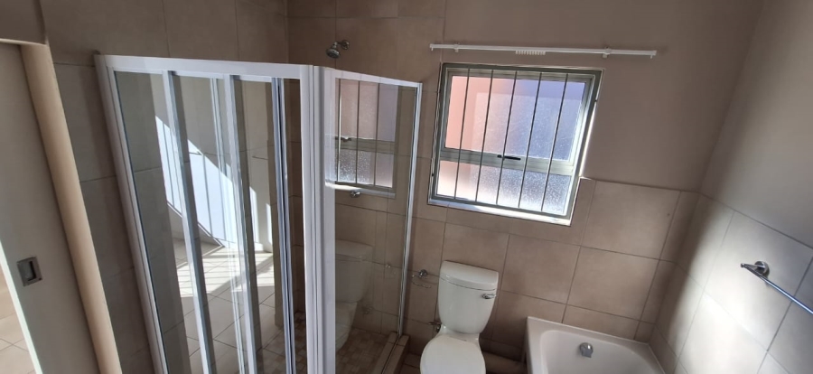 2 Bedroom Property for Sale in Montana Gauteng