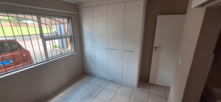 2 Bedroom Property for Sale in Montana Gauteng