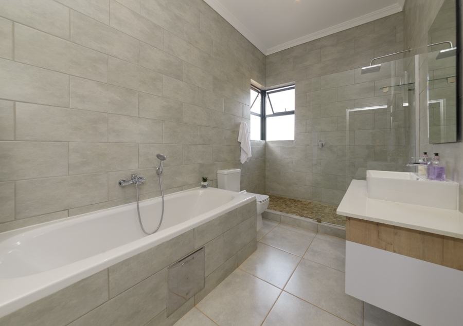 To Let 3 Bedroom Property for Rent in Olympus AH Gauteng