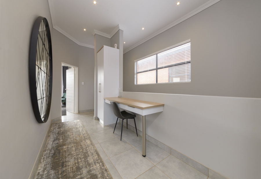 To Let 3 Bedroom Property for Rent in Olympus AH Gauteng