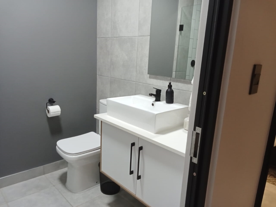 2 Bedroom Property for Sale in Brooklyn Gauteng