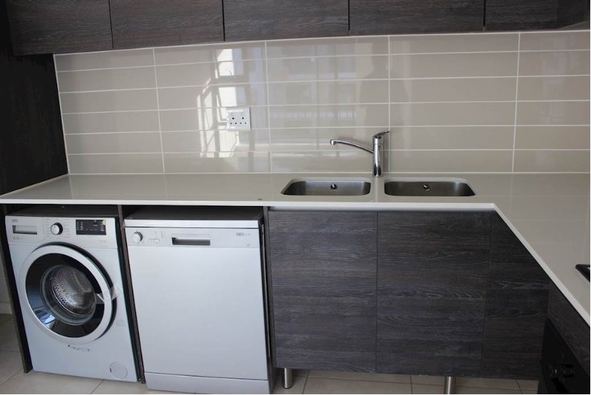 1 Bedroom Property for Sale in Bryanston Gauteng