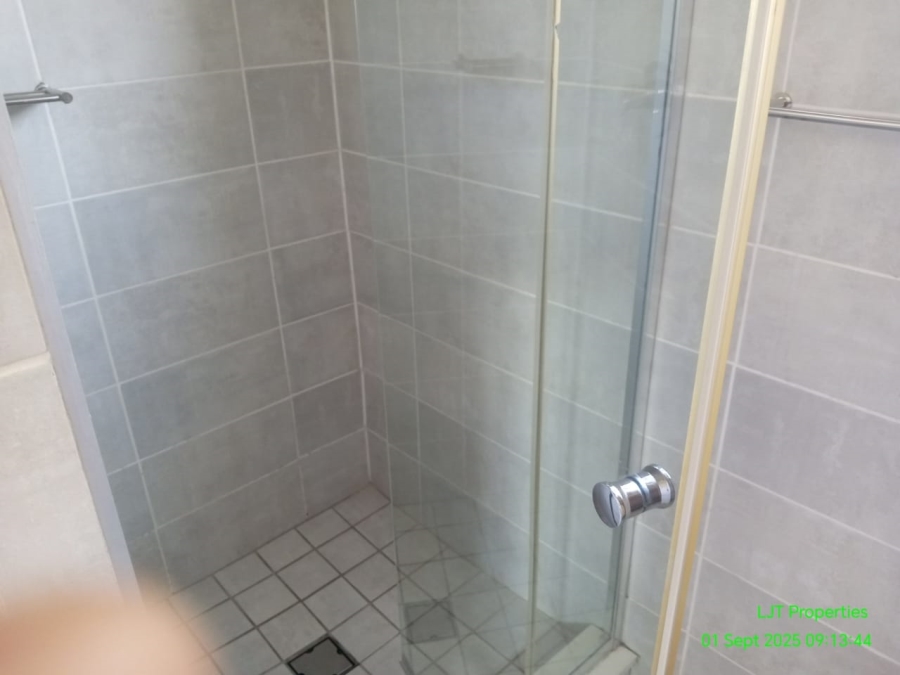 To Let 1 Bedroom Property for Rent in Witfield Gauteng