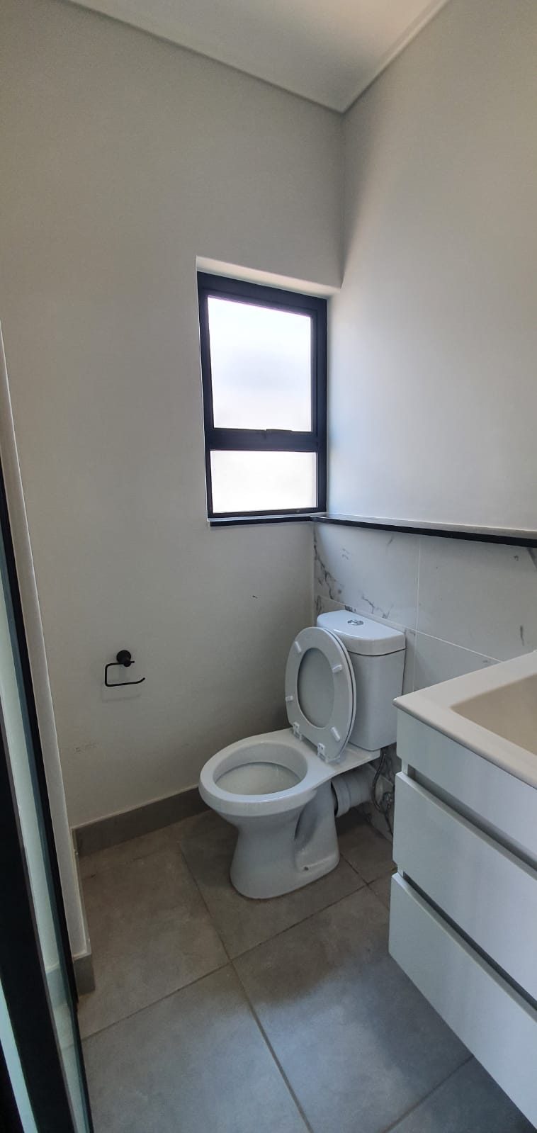 1 Bedroom Property for Sale in Waterfall Gauteng