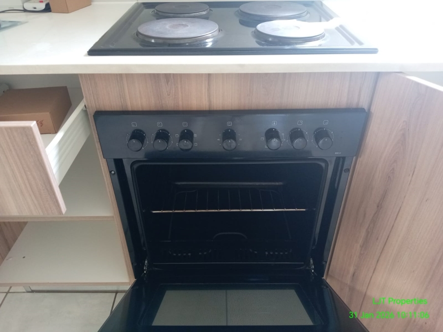 To Let 1 Bedroom Property for Rent in Witfield Gauteng