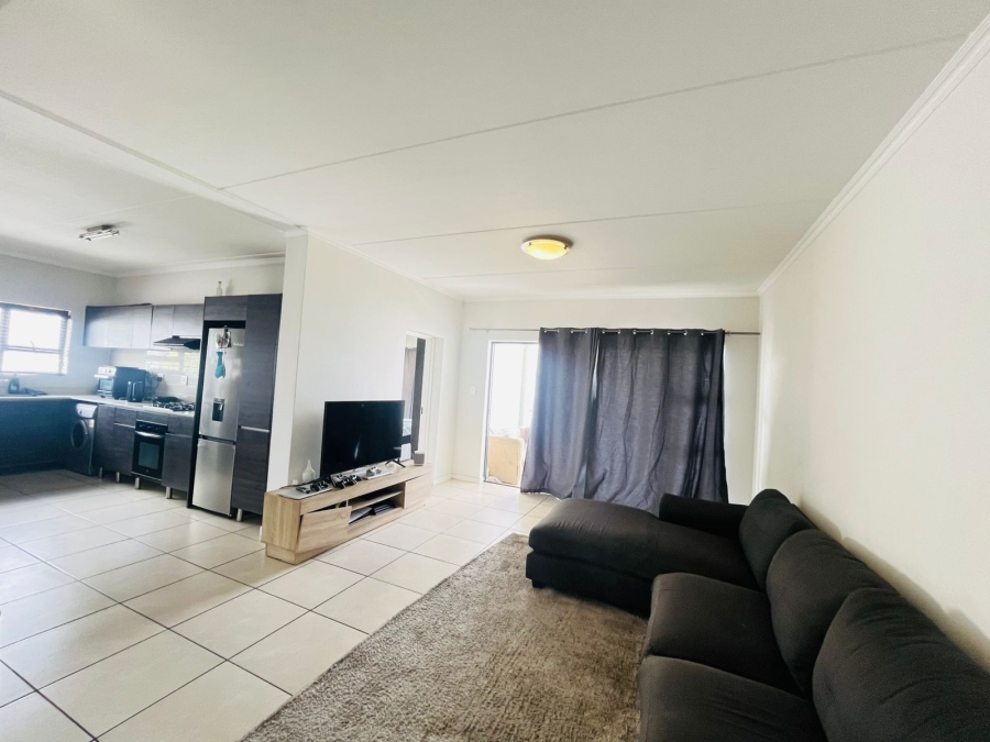 To Let 3 Bedroom Property for Rent in Petervale Gauteng