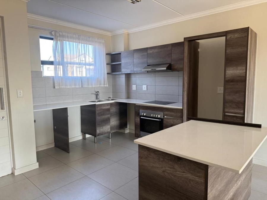 3 Bedroom Property for Sale in Garsfontein Gauteng