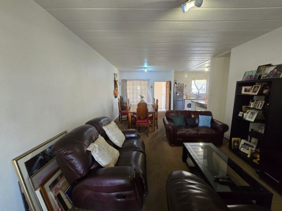 2 Bedroom Property for Sale in Eden Glen Gauteng